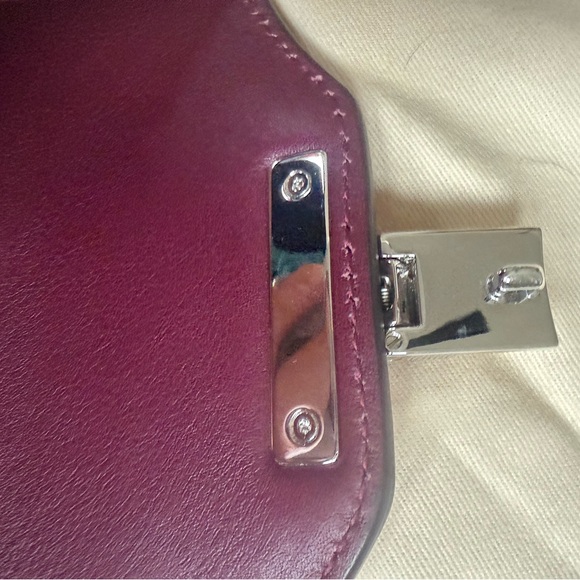 Gucci Lady Lock Top Handle Satchel - Picture 12 of 15